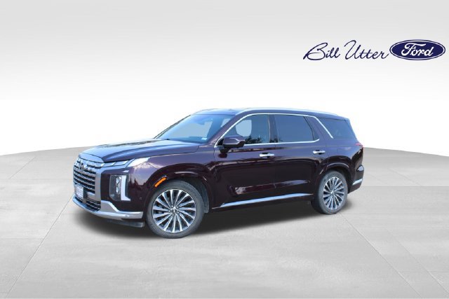 Used 2024 Hyundai Palisade Calligraphy FWD image 1