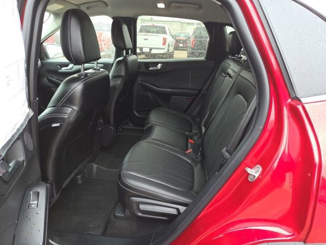 Certified 2025 Ford Escape SE w/ PHEV Premium Package FWD image 42