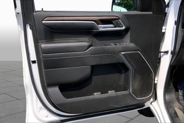 Used 2022 Chevrolet Silverado 1500 LT AWD/4WD image 22
