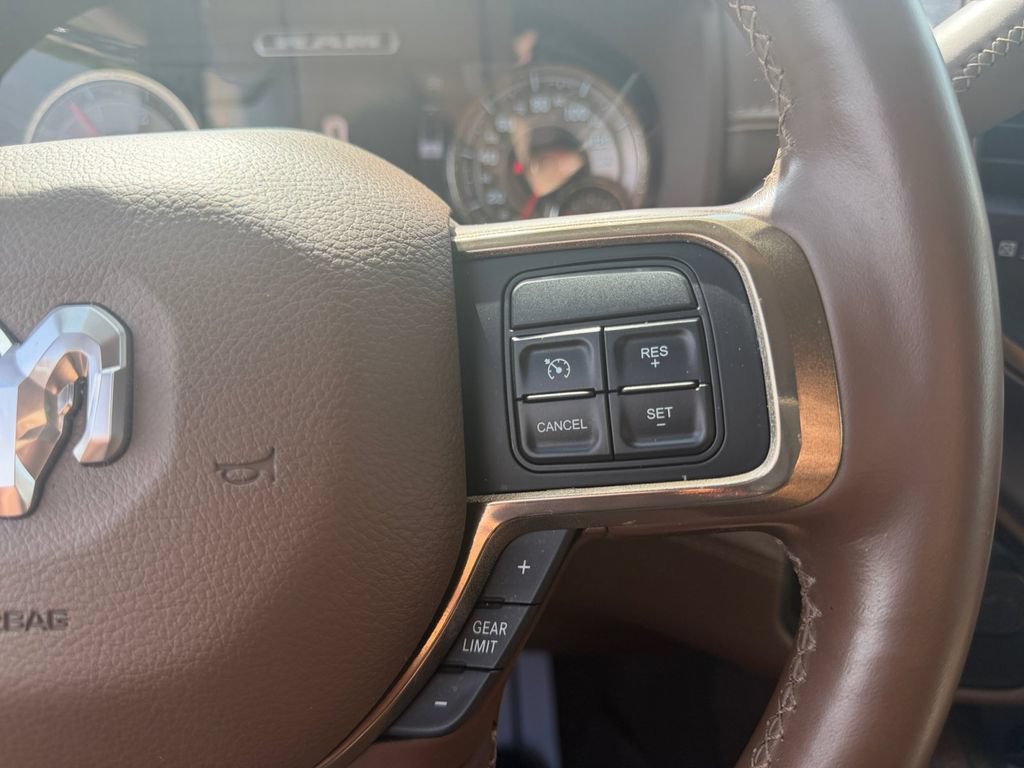Used 2022 RAM 3500 Limited AWD/4WD image 27