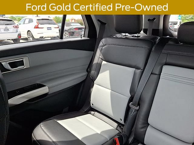 Certified 2022 Ford Explorer XLT w/ Equipment Group 202A AWD/4WD image 27