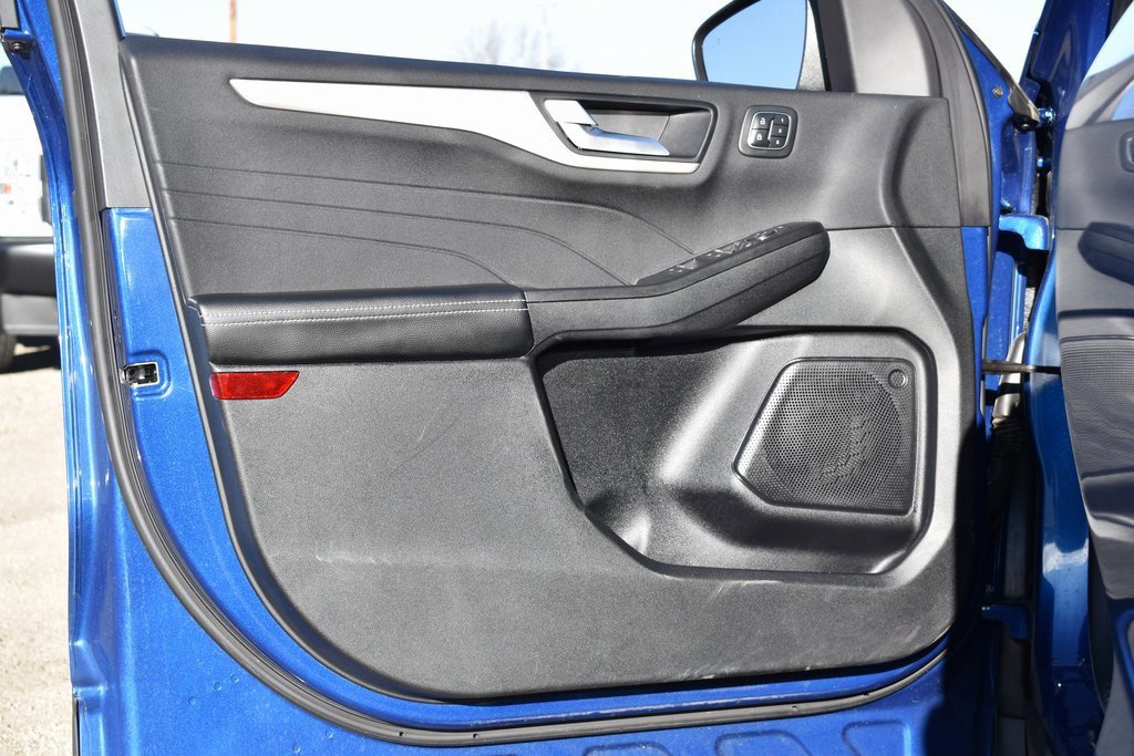 Certified 2022 Ford Escape SEL w/ Technology Package image 8