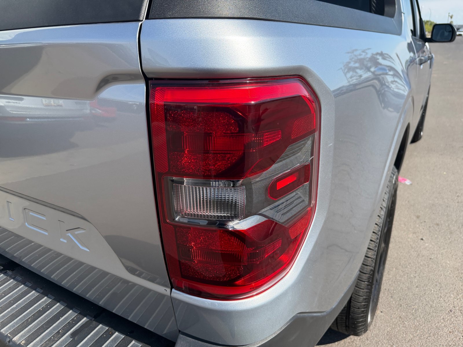 Certified 2024 Ford Maverick XLT w/ XLT Luxury Package FWD image 29
