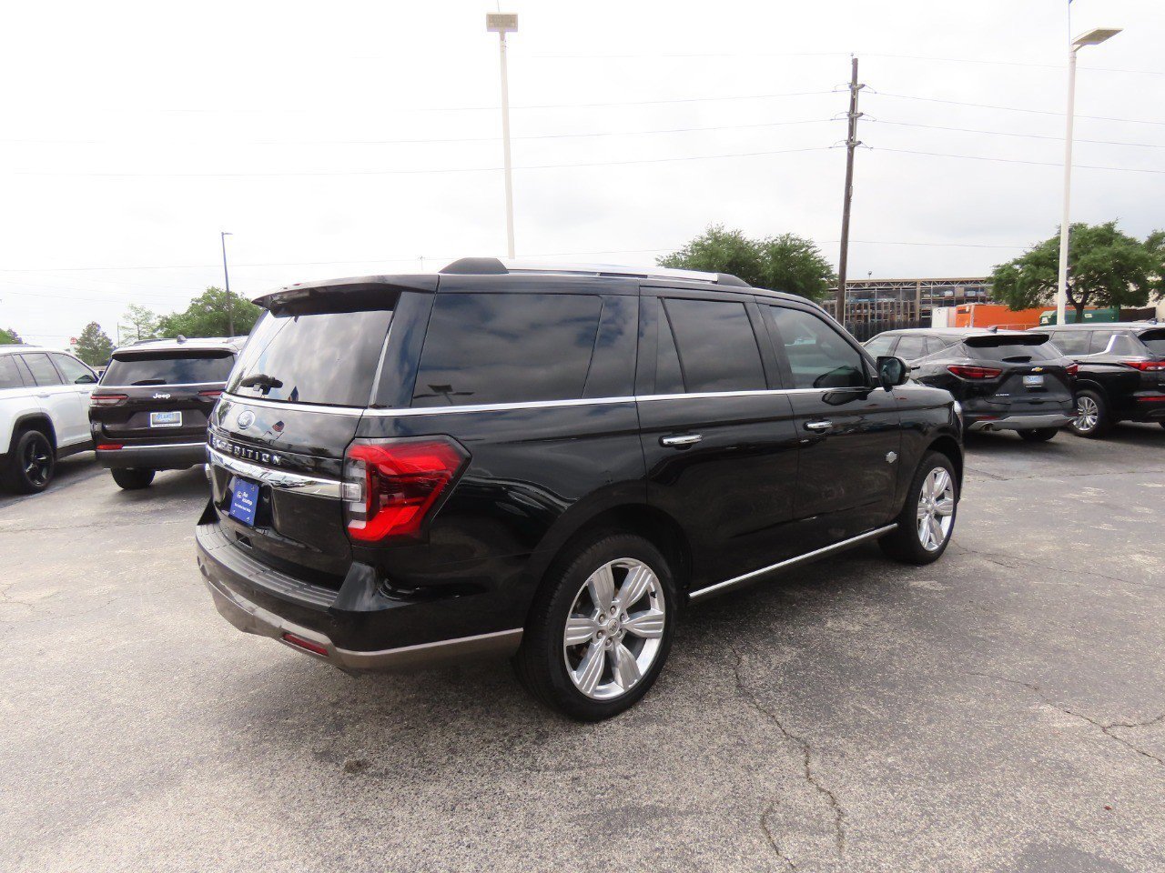 Certified 2024 Ford Expedition King Ranch AWD/4WD image 5