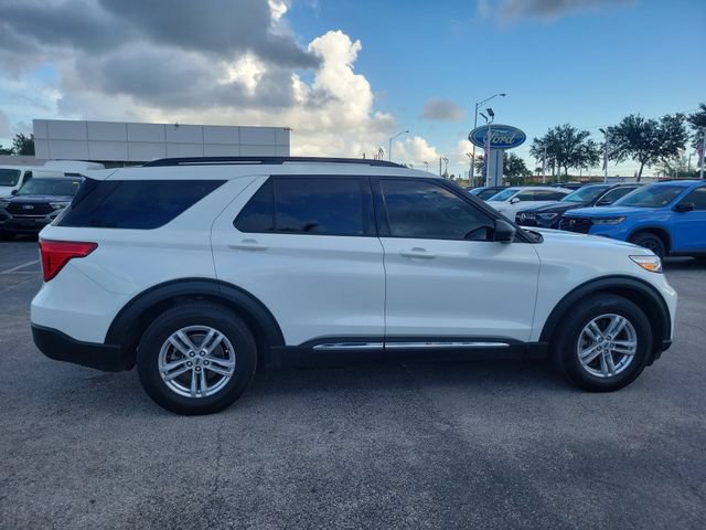 Certified 2023 Ford Explorer XLT w/ Equipment Group 202A RWD image 8