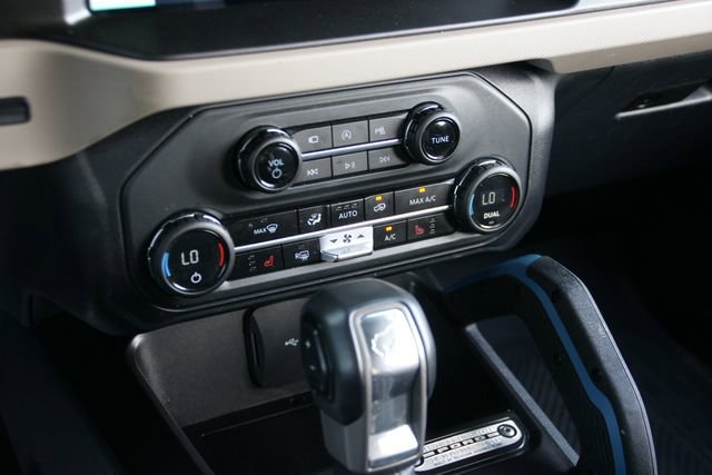 Certified 2023 Ford Bronco Wildtrak AWD/4WD image 28
