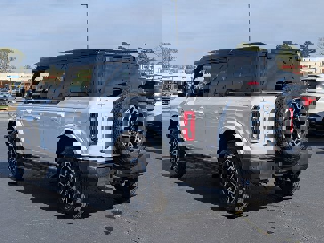 Certified 2025 Ford Bronco Outer Banks image 3