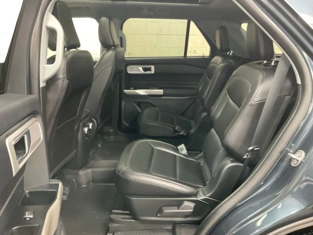 Certified 2023 Ford Explorer XLT w/ Equipment Group 202A image 6
