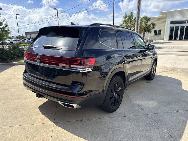 Used 2025 Volkswagen Atlas SE FWD image 8