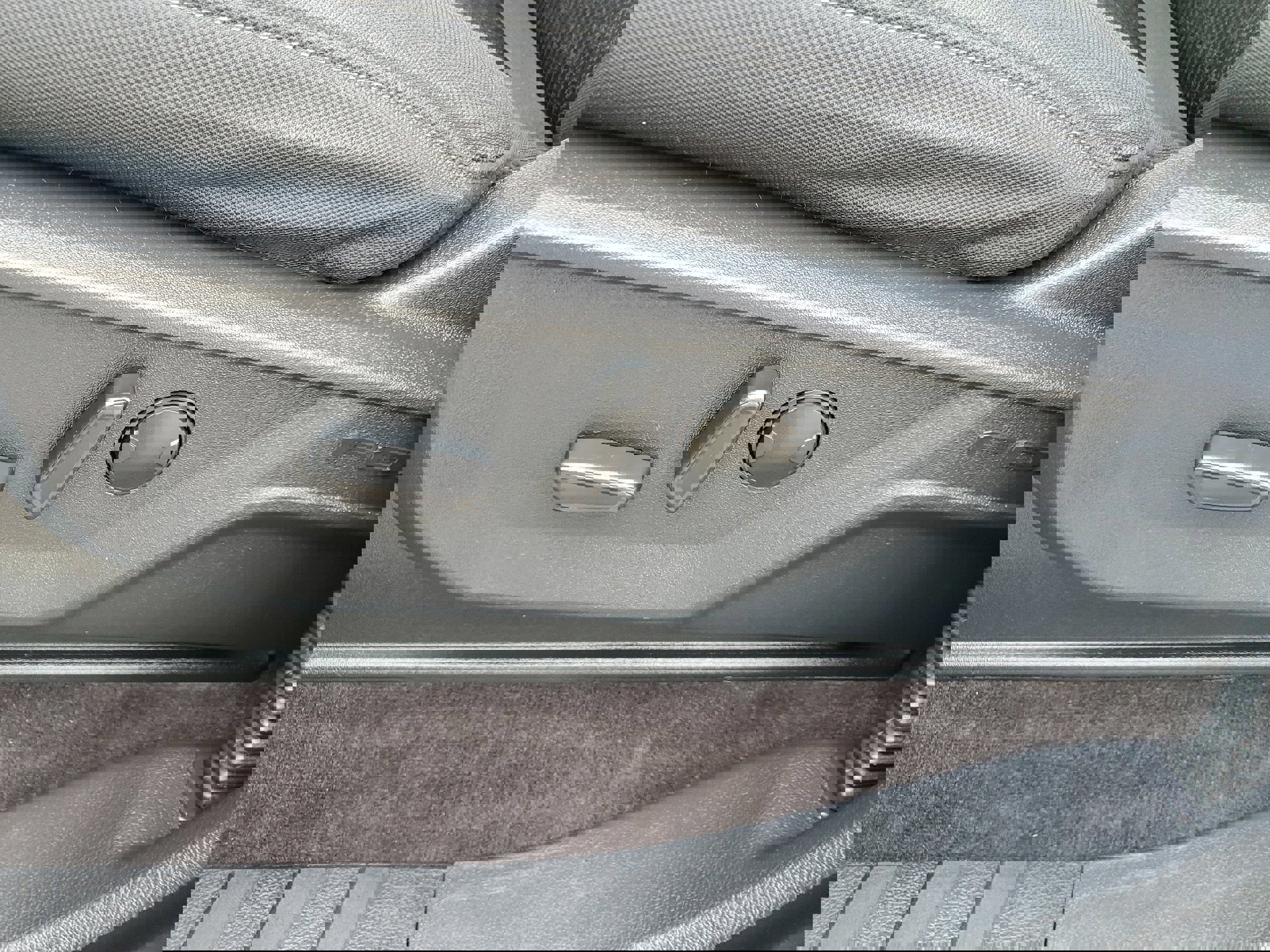 Certified 2022 Ford F150 XLT w/ Equipment Group 302A High image 23