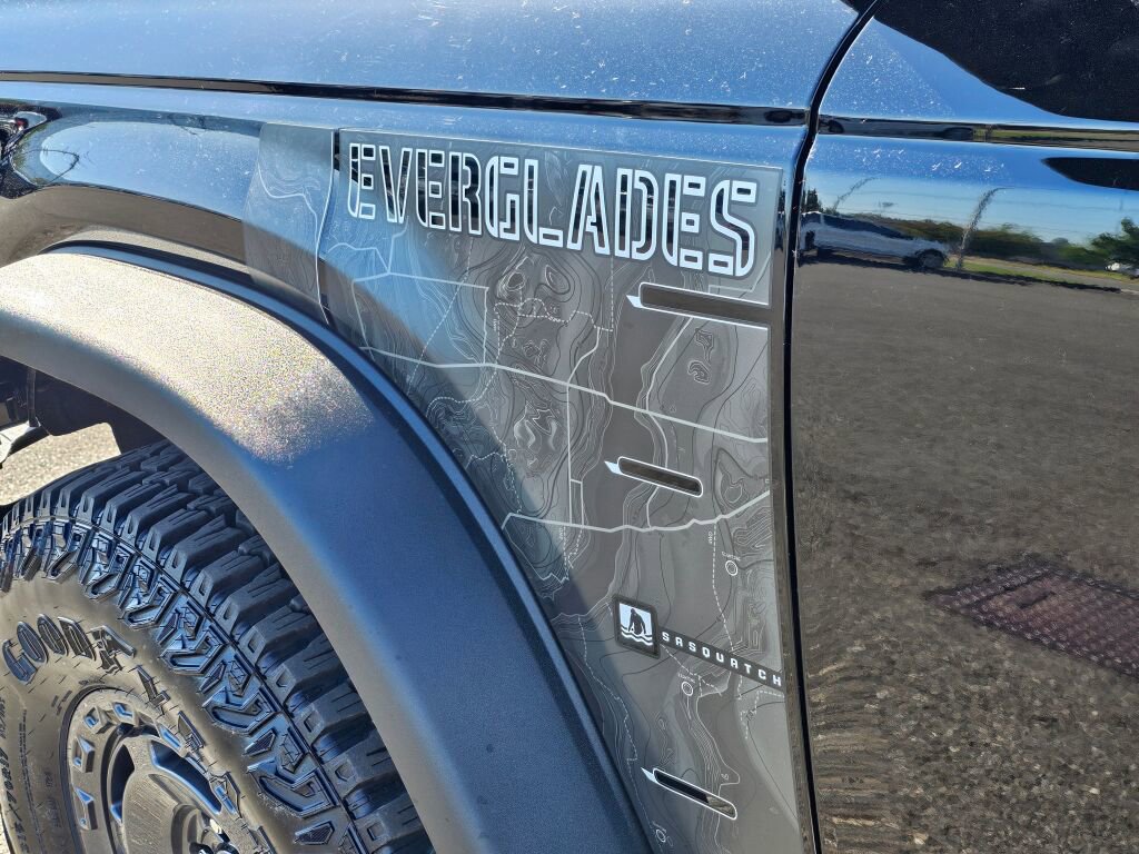 Certified 2024 Ford Bronco Everglades AWD/4WD image 17