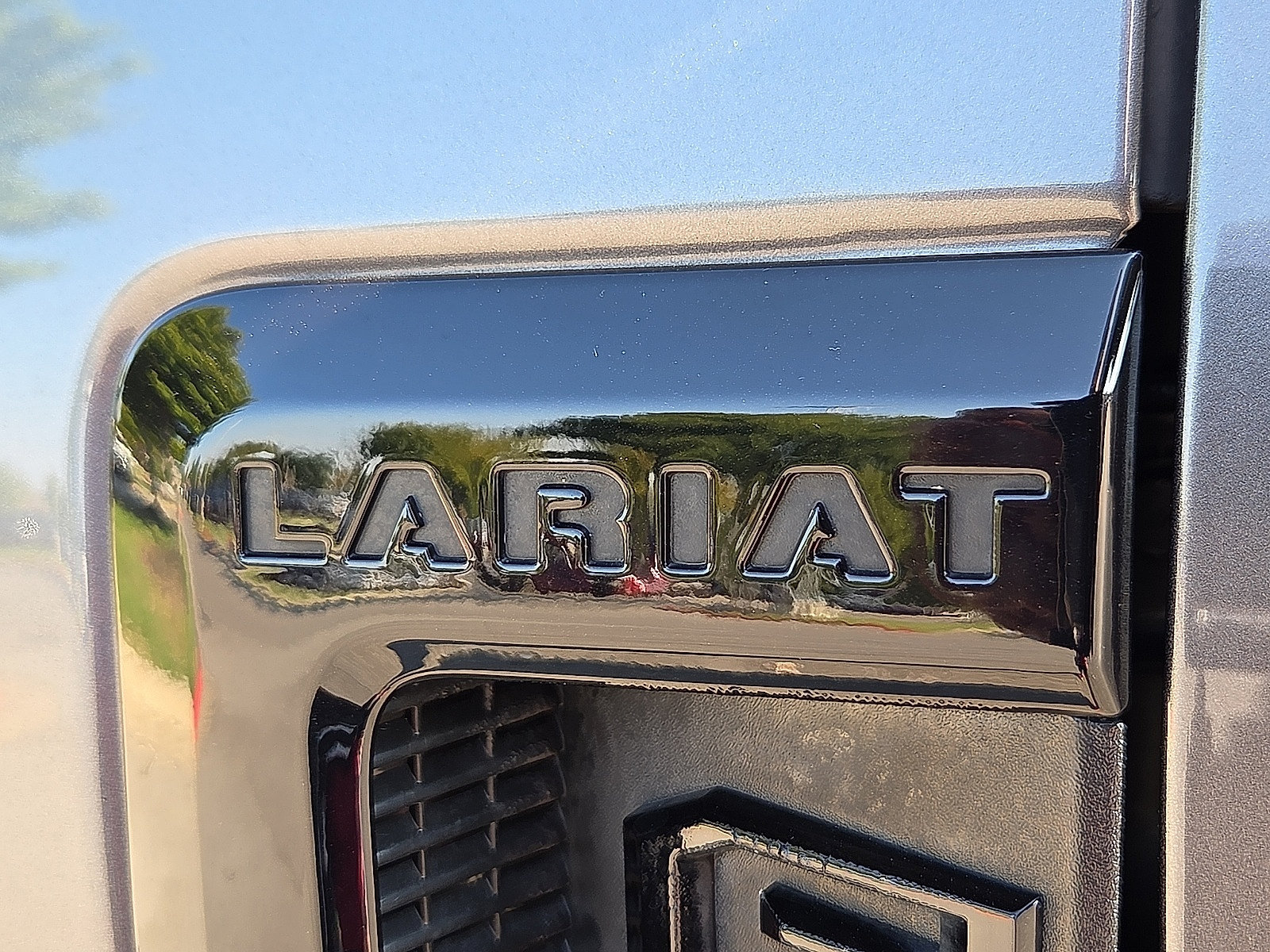 Certified 2022 Ford F250 Lariat w/ Lariat Ultimate Package AWD/4WD image 9