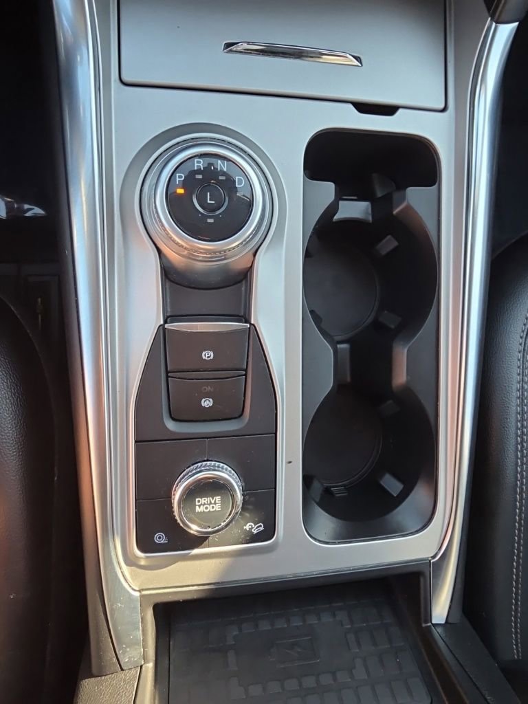 Certified 2022 Ford Explorer Limited w/ Limited Technology Package image 22