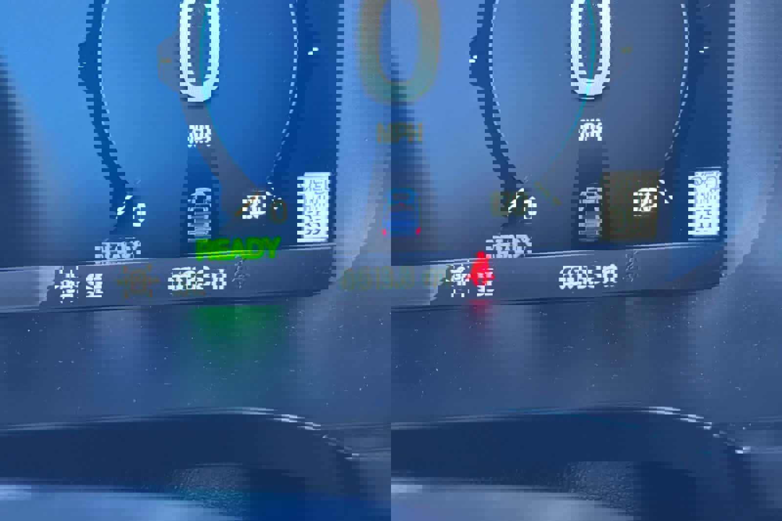 Certified 2025 Ford F150 Platinum w/ Equipment Group 702A High image 25