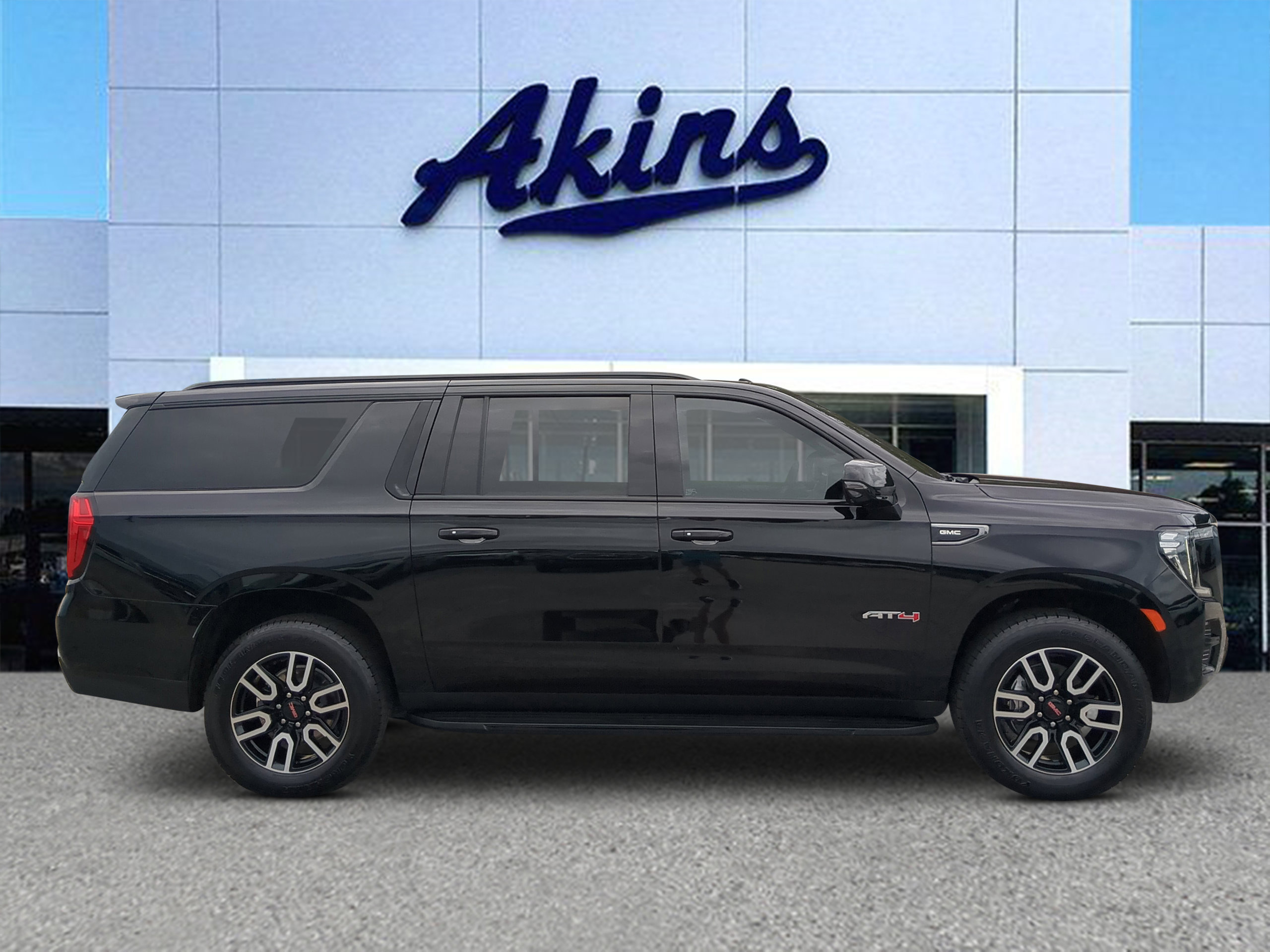 Used 2024 GMC Yukon XL AT4 w/ Technology Package