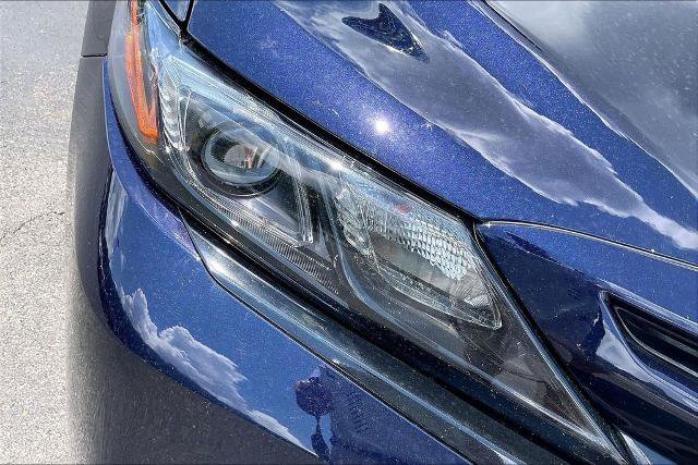 Used 2022 Toyota Camry SE FWD image 27
