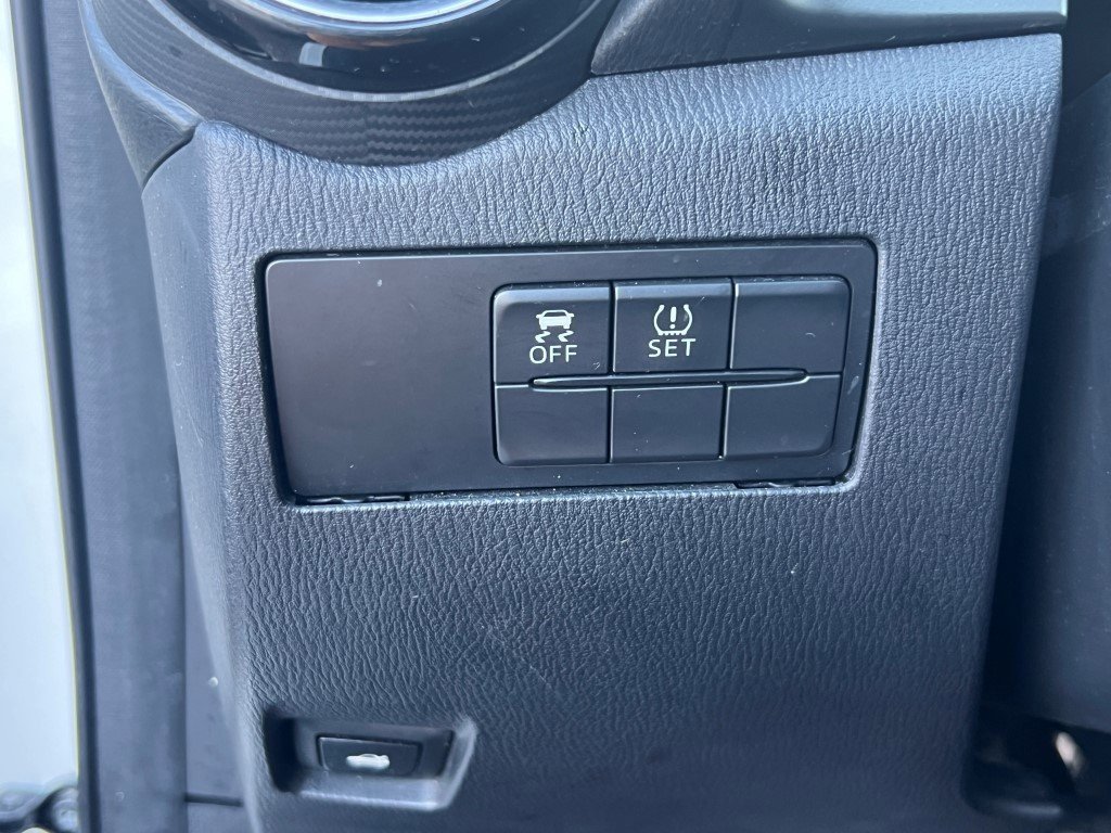 Used 2018 Toyota Yaris iA image 27