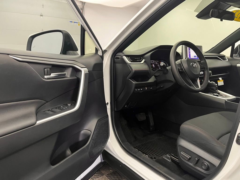 Used 2023 Toyota RAV4 SE w/ Weather & Moonroof Package AWD/4WD image 16
