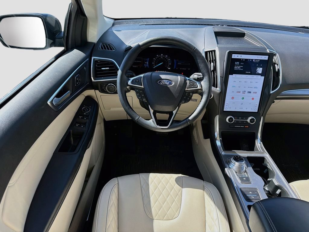 Certified 2024 Ford Edge Titanium AWD/4WD image 24