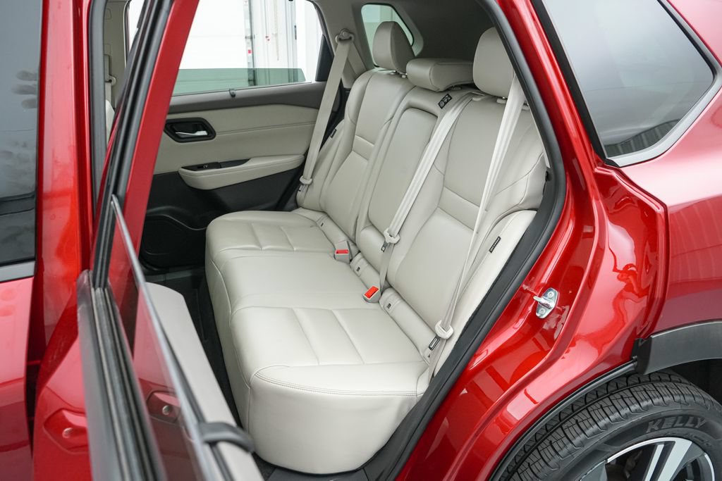 Used 2023 Nissan Rogue SL w/ SL Premium Package AWD/4WD image 19