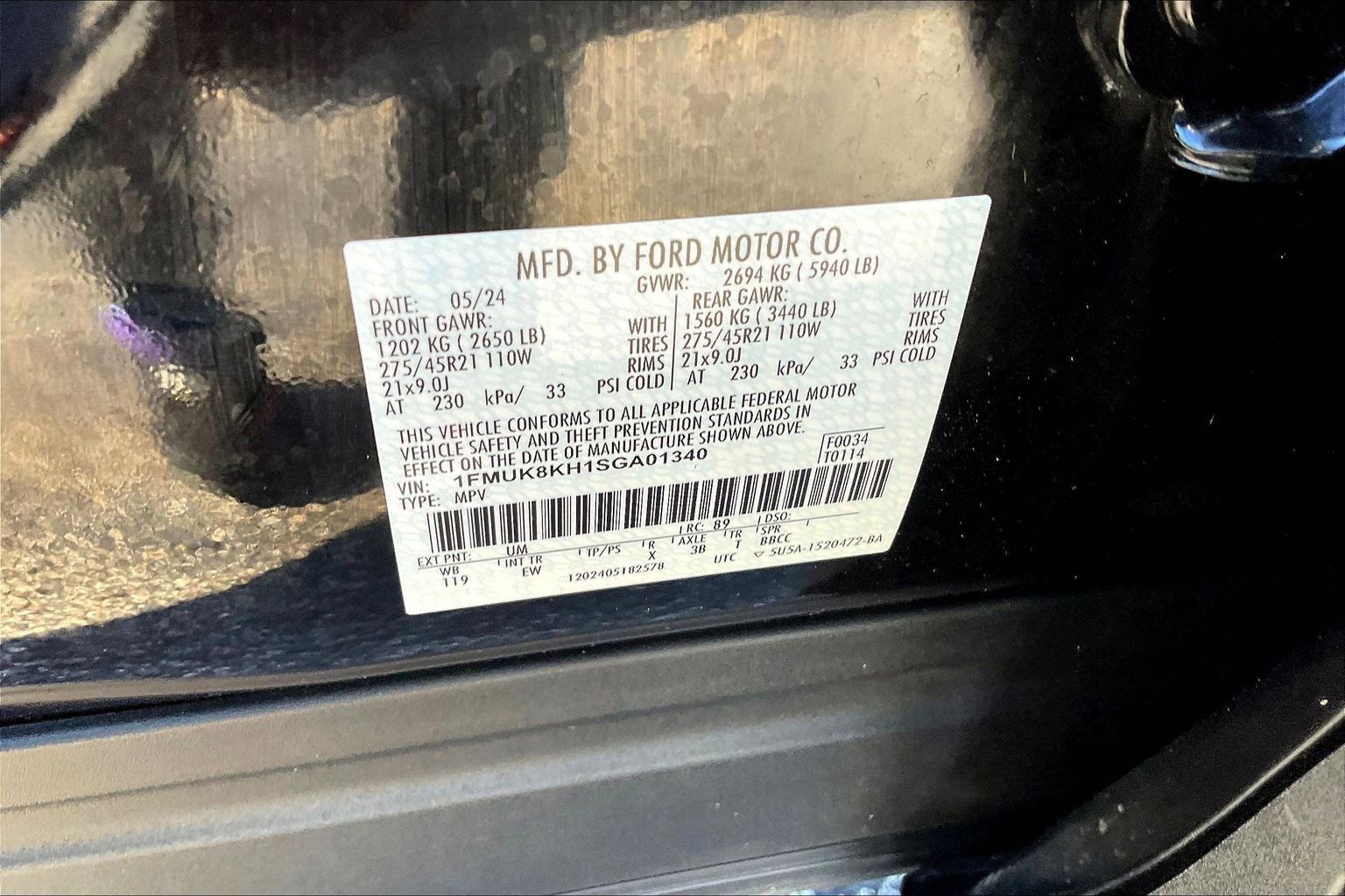 Certified 2025 Ford Explorer ST-Line w/ ST-Line Street Pack image 27