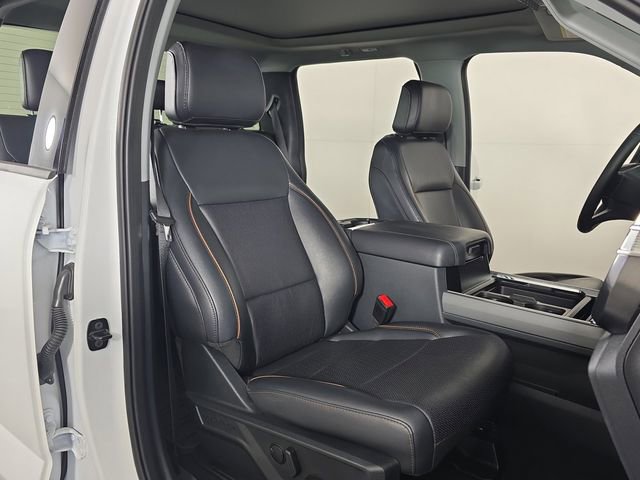 Certified 2025 Ford F450 Lariat w/ FX4 Off-Road Package image 24