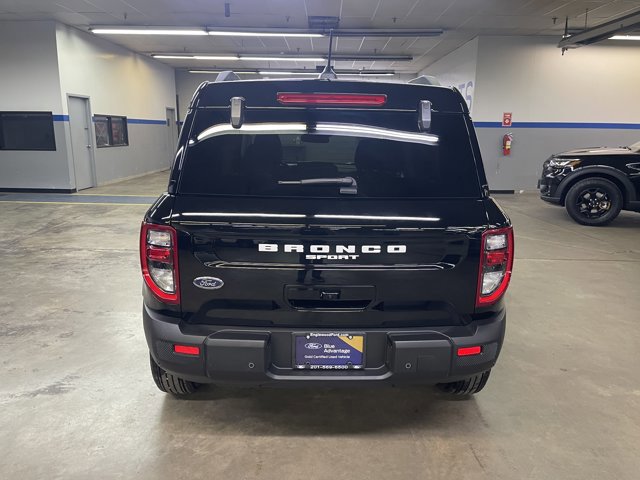 Certified 2025 Ford Bronco Sport Outer Banks w/ Outer Banks Tech Package+ AWD/4WD image 4