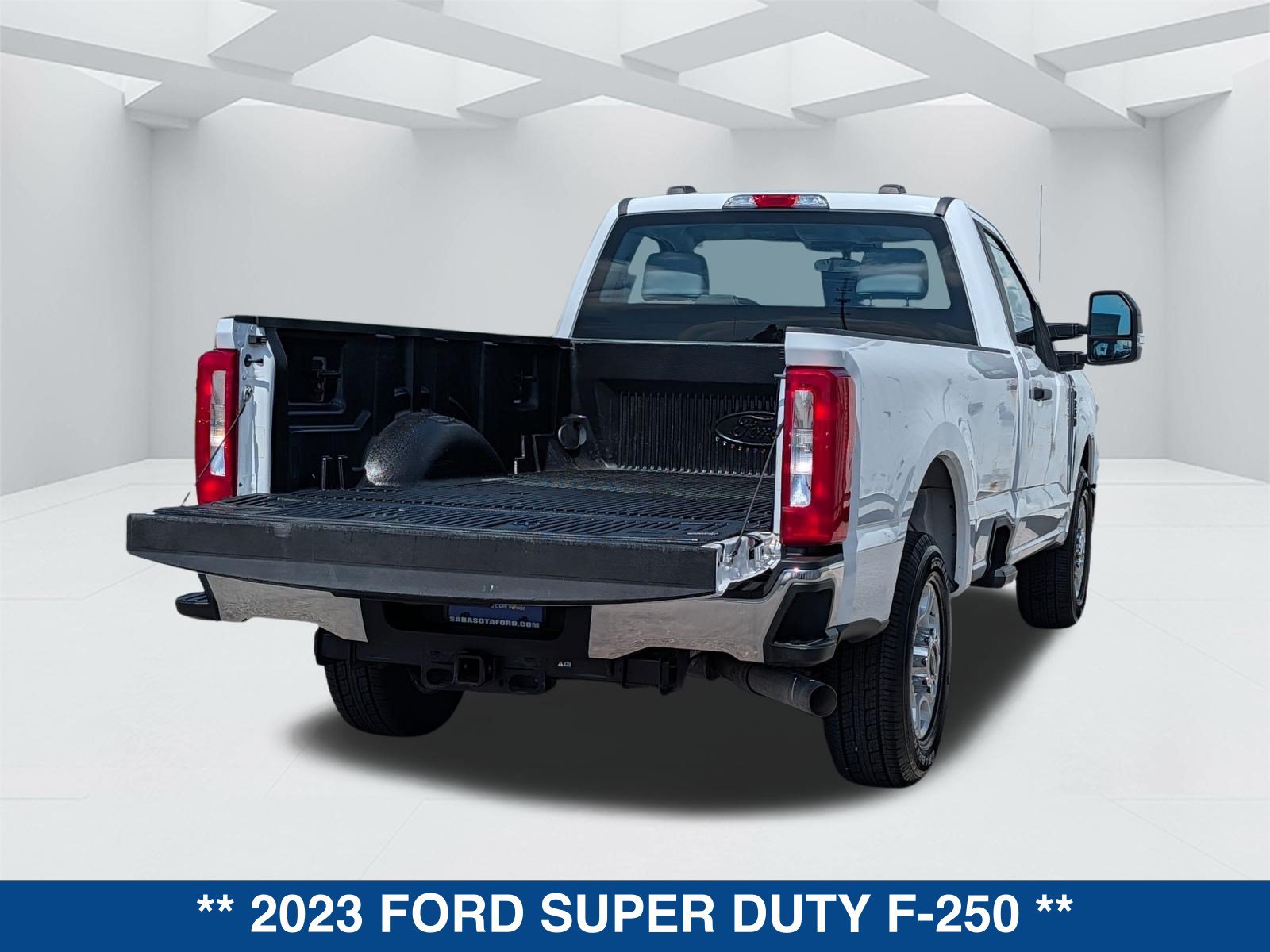Certified 2023 Ford F250 XL w/ XL Chrome Package RWD image 13