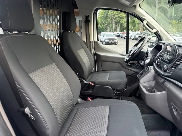 Certified 2025 Ford Transit 250 Low Roof w/ Exterior Upgrade Package RWD image 12