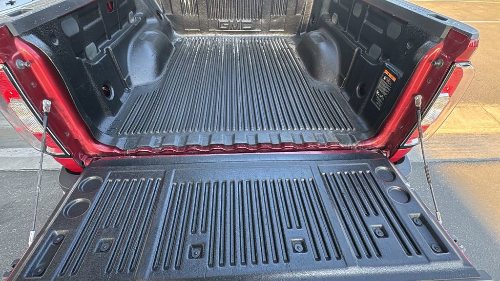 Used 2017 GMC Canyon SLT w/ Driver Alert Package image 25