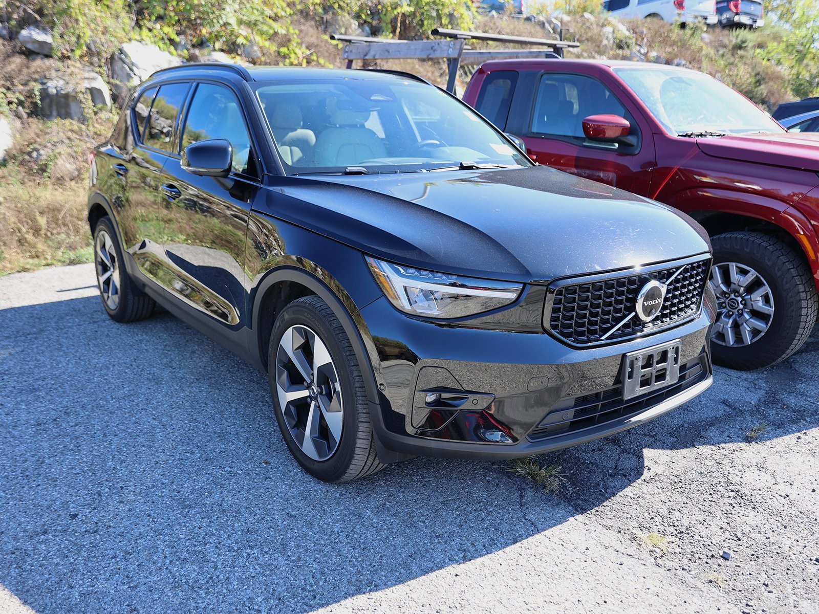 Used 2023 Volvo XC40 B5 Plus w/ Driver Assist Package