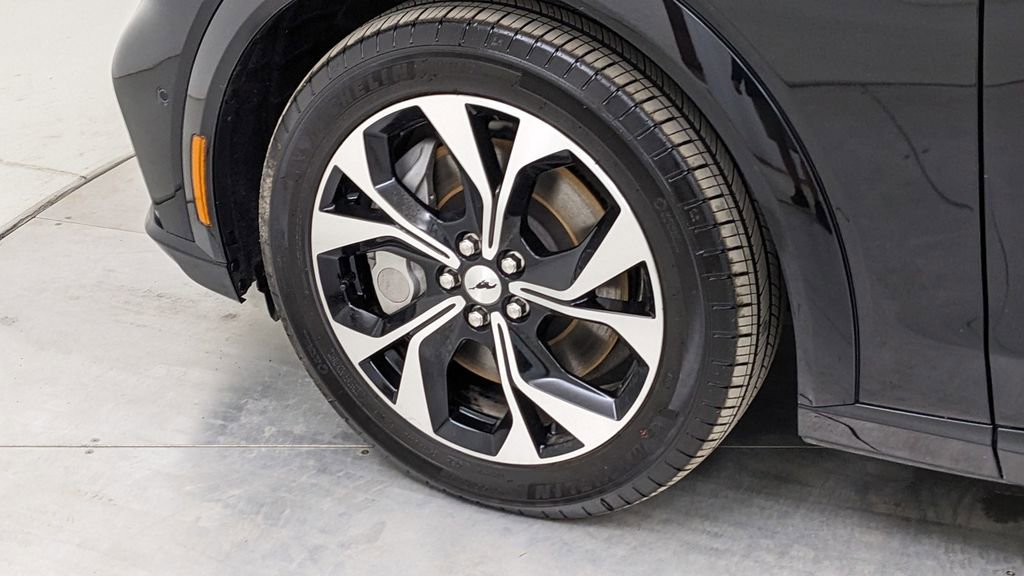 Certified 2023 Ford Mustang Mach-E Premium AWD/4WD image 5