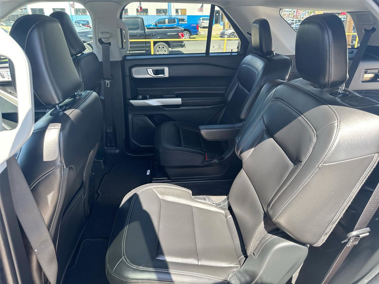 Certified 2024 Ford Explorer XLT w/ Equipment Group 202A image 26