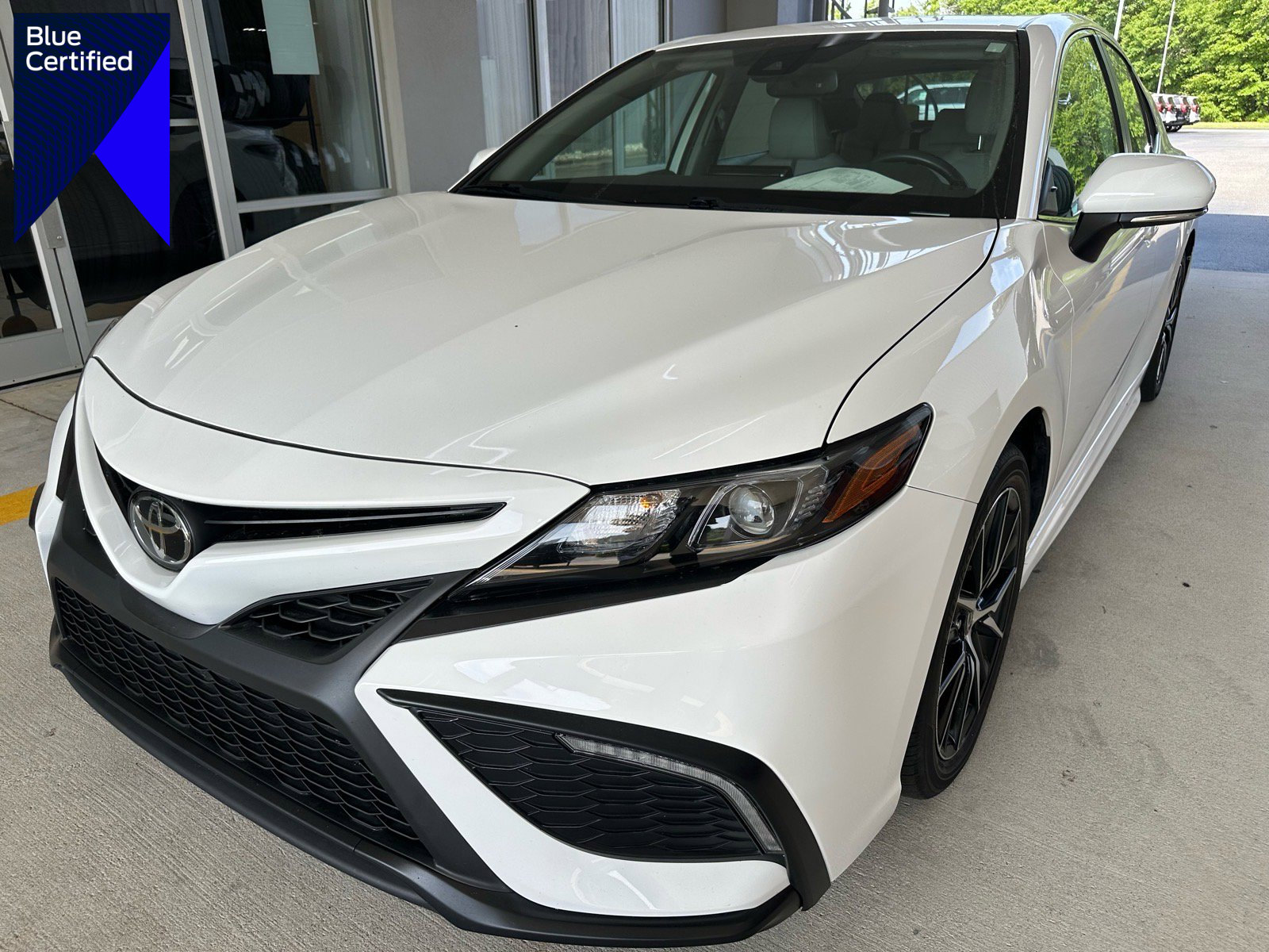 Used 2023 Toyota Camry SE w/ Convenience Package