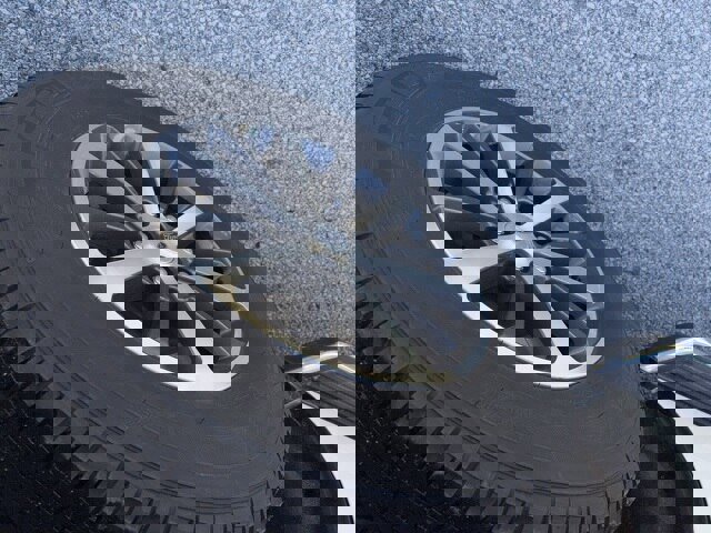 Certified 2020 Ford Expedition XLT w/ Equipment Group 202A image 23