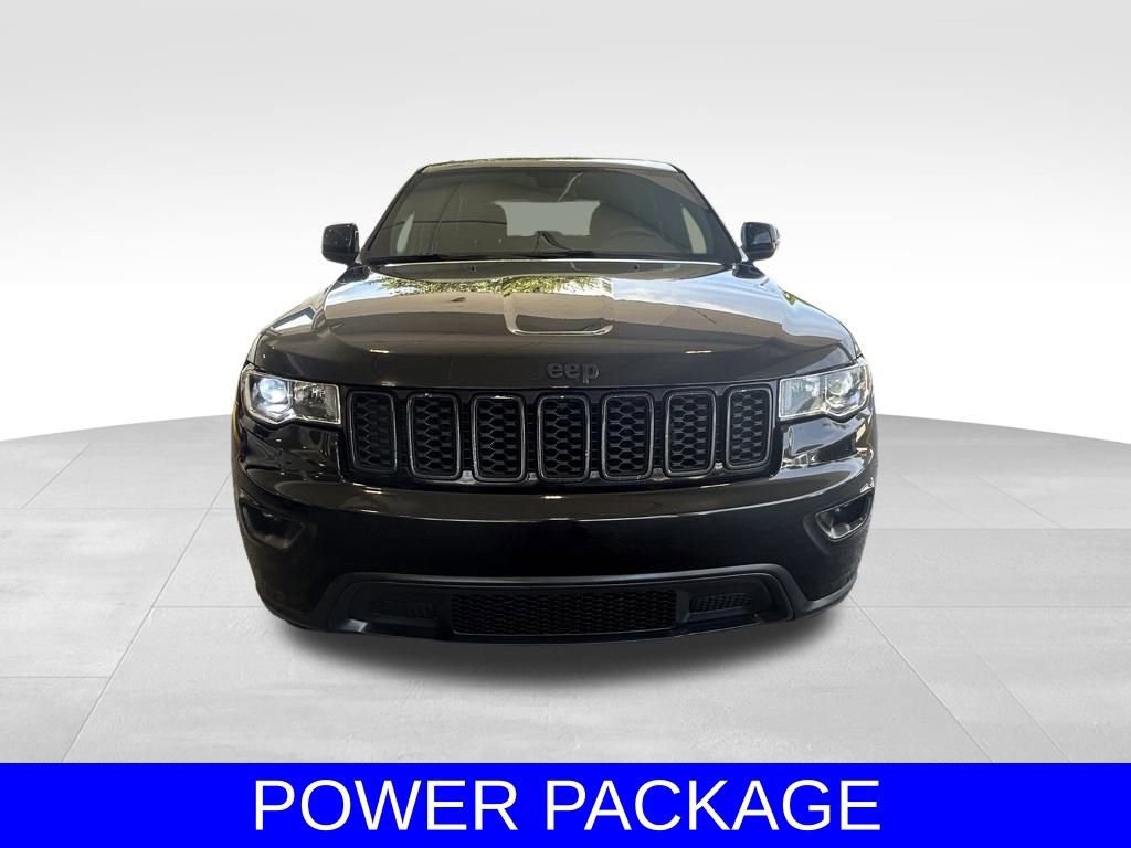 Used 2019 Jeep Grand Cherokee Laredo image 8