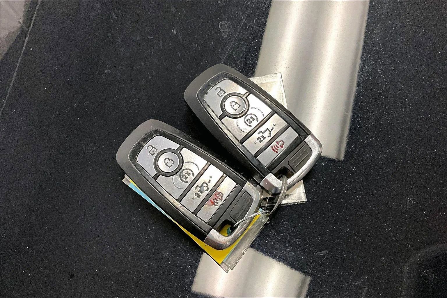 Certified 2023 Ford F150 XLT w/ Equipment Group 302A High image 9