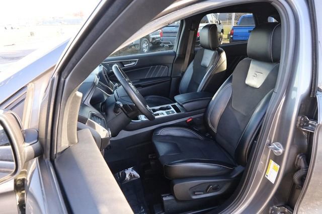 Certified 2022 Ford Edge ST image 10