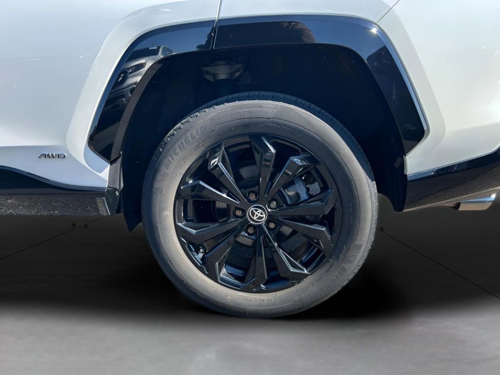 Used 2022 Toyota RAV4 XSE AWD/4WD image 25