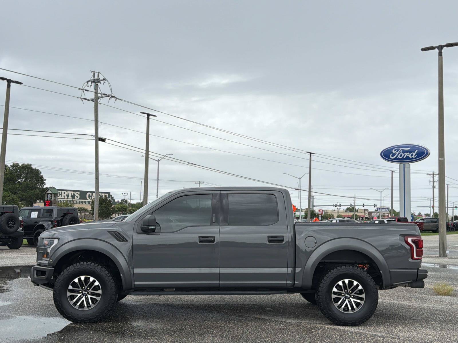 Certified 2020 Ford F150 Raptor w/ Equipment Group 801A Mid AWD/4WD image 7