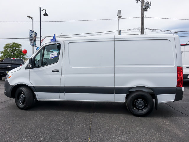 Used 2025 Mercedes-Benz Sprinter 2500 image 6