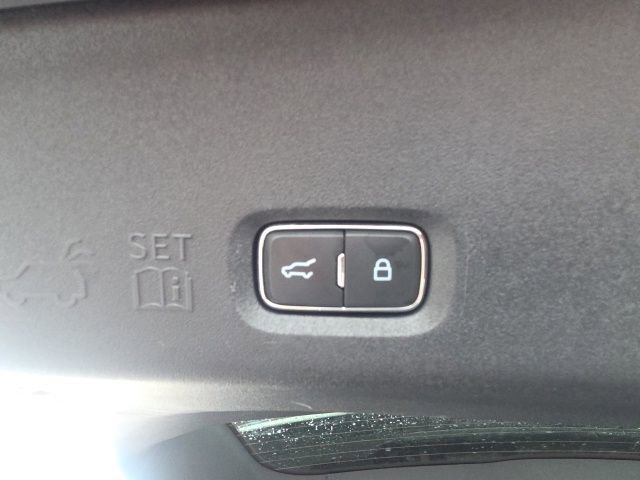 Certified 2025 Ford Expedition Active AWD/4WD image 16