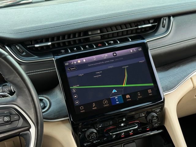 Used 2021 Jeep Grand Cherokee L Limited AWD/4WD video 3