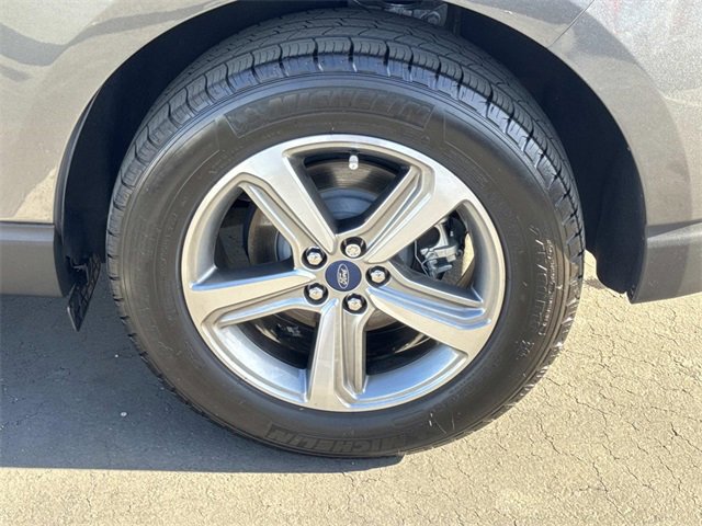 Certified 2019 Ford Edge SEL w/ Equipment Group 201A image 38