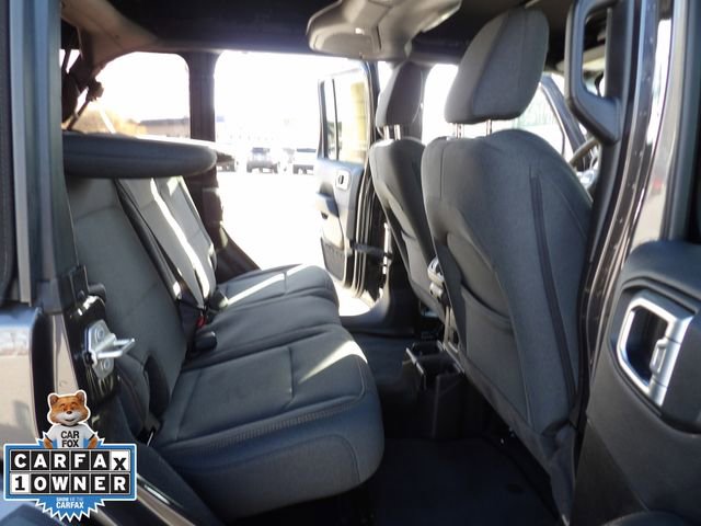 Used 2024 Jeep Wrangler Sahara image 34