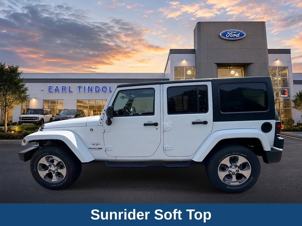 Used 2018 Jeep Wrangler Unlimited Sahara w/ Connectivity Group AWD/4WD image 5