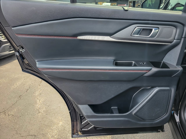 Certified 2025 Ford Explorer ST-Line w/ Premium Package image 21