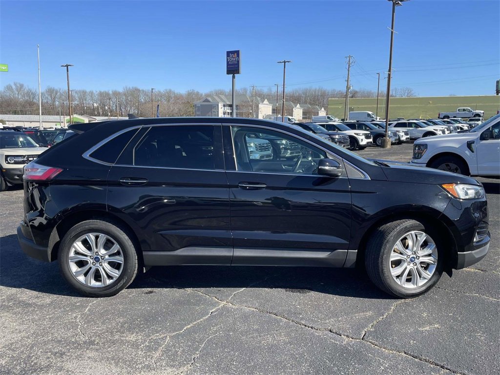 Certified 2021 Ford Edge Titanium image 6