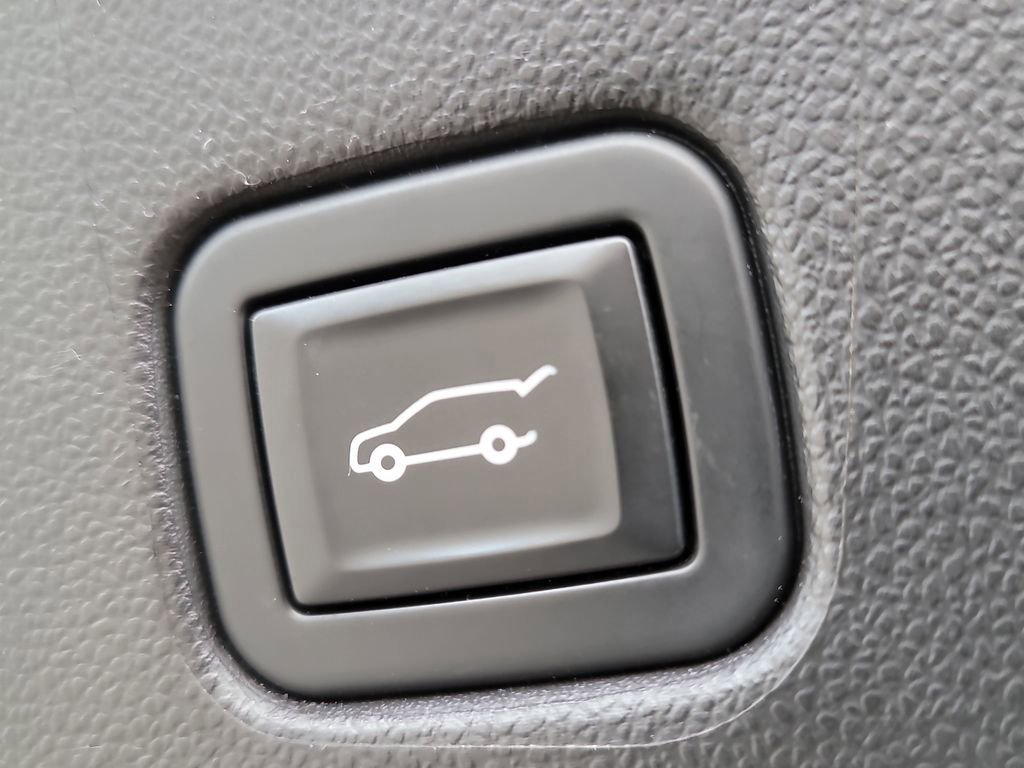 Used 2021 Chevrolet Blazer RS w/ Enhanced Convenience Package image 10