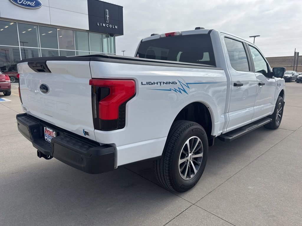 Certified 2022 Ford F150 Lightning Pro w/ Tow Technology Package image 5